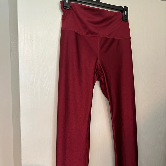 Athleta Elation Shine Tight Decadent Red MT - Picture 2 of 8